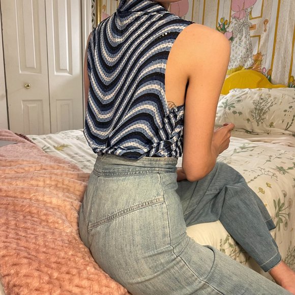 90s Psychedellic blue collared sleeveless blouse - Picture 10 of 14